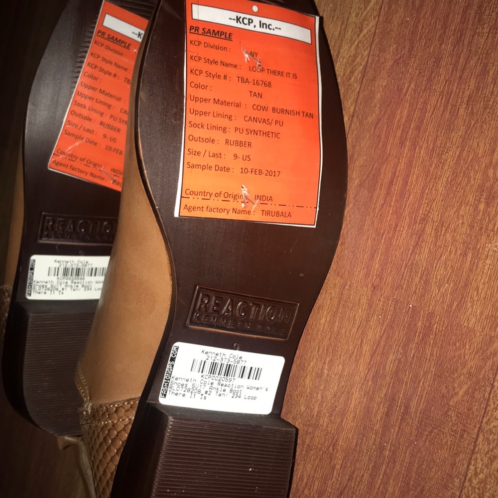 π Kenneth Cole boots π - Picture 6 of 7
